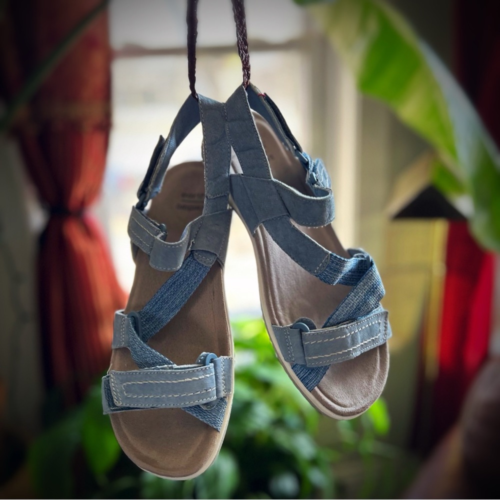Earth Origins Suede Sport Sandals